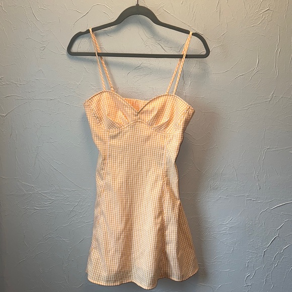 Dresses & Skirts - 🧡 3/$25 Yellow & White Gingham Dress